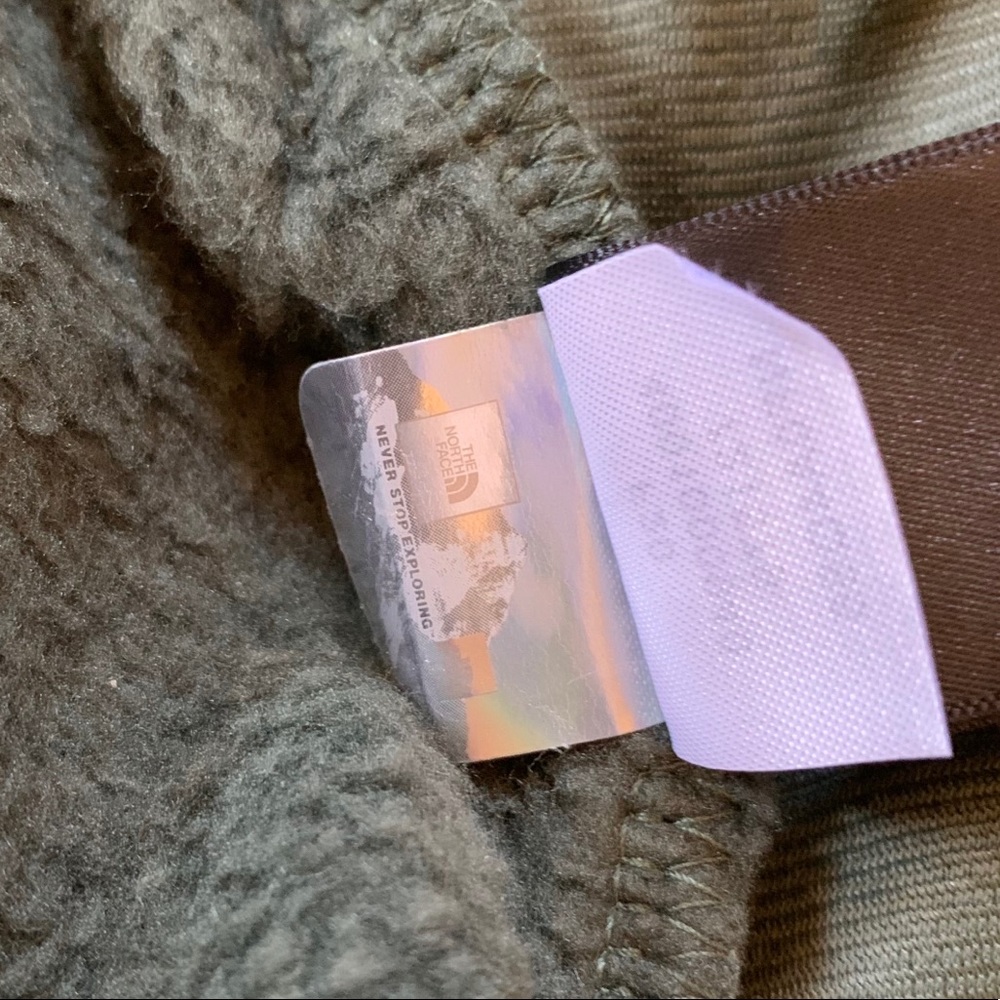 The North Face Maggy Sweater Fleece Jacket RTO - Picture 6 of 7